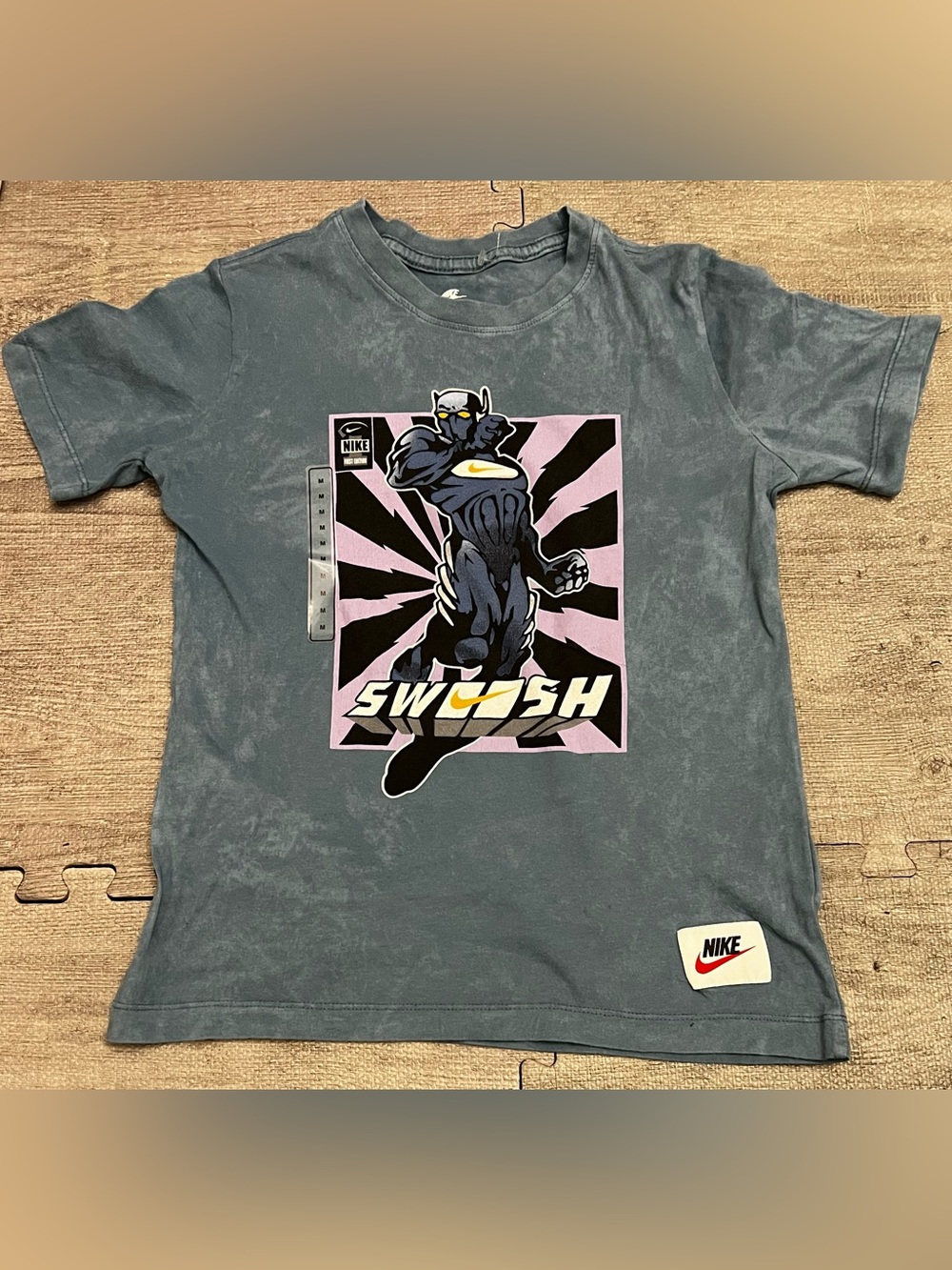 Nike First Edition Boys Gray Marvel Black Panther Graphic Logo Tee M